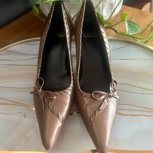 Stuart Weitzman Womens Bronze Leather Woven with Bow Kitten Heels Clean Size 5.5
